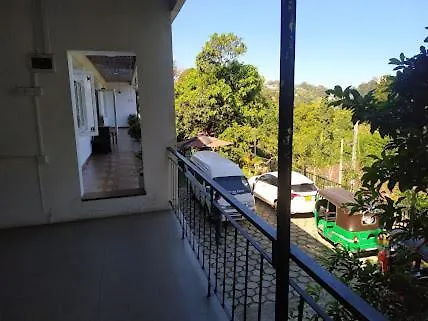 宾馆 Lake Kandy Villa