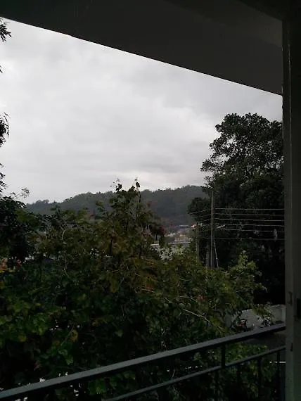 Lake Kandy Villa 宾馆